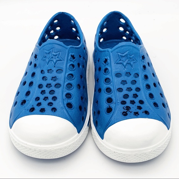 NWOT Kids’ Blue Rubber Water Shoes with Holes - Picture 2 of 5